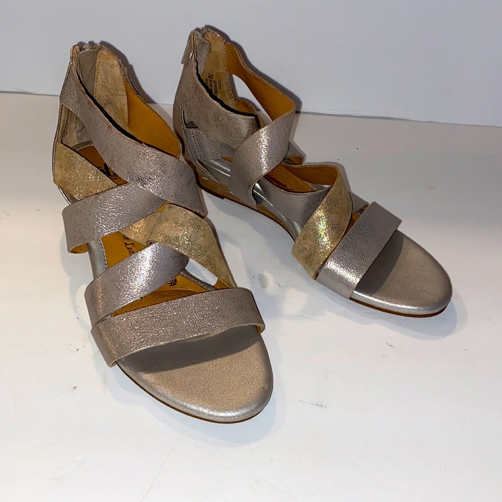 Sofft silver and gold matte leather sandal